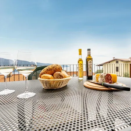 Erika Aparthotel Tignale